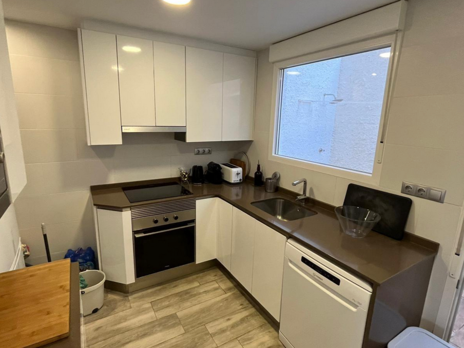 025504d4-9a77-4eec-853d-c5f9e6309a80