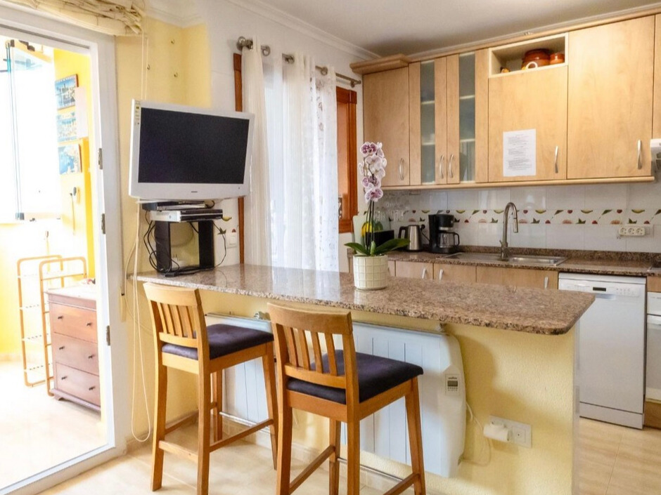 0fec28ea-8a3b-4099-8c9e-eea2e230d9c8