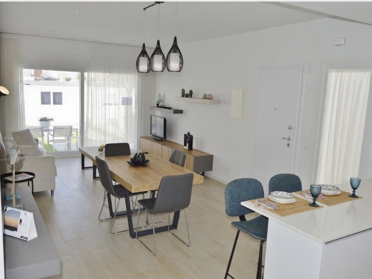 1dc994ba-74b3-42ed-a169-79bbd63706b6