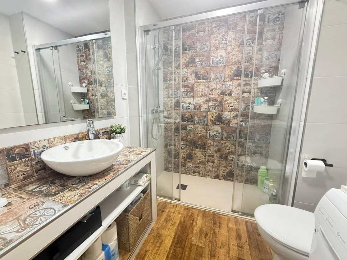 1fd93f3b-1579-402a-9964-8be960906f0b