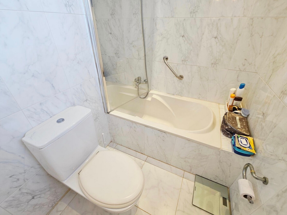 381108bd-c921-4f2e-b953-34a66be14a39