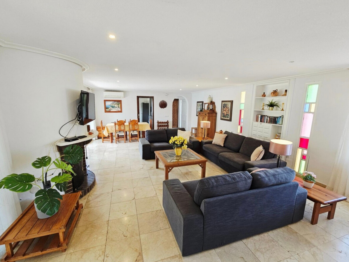 5aaa05a6-527a-4a73-aa1e-f6d40d242852