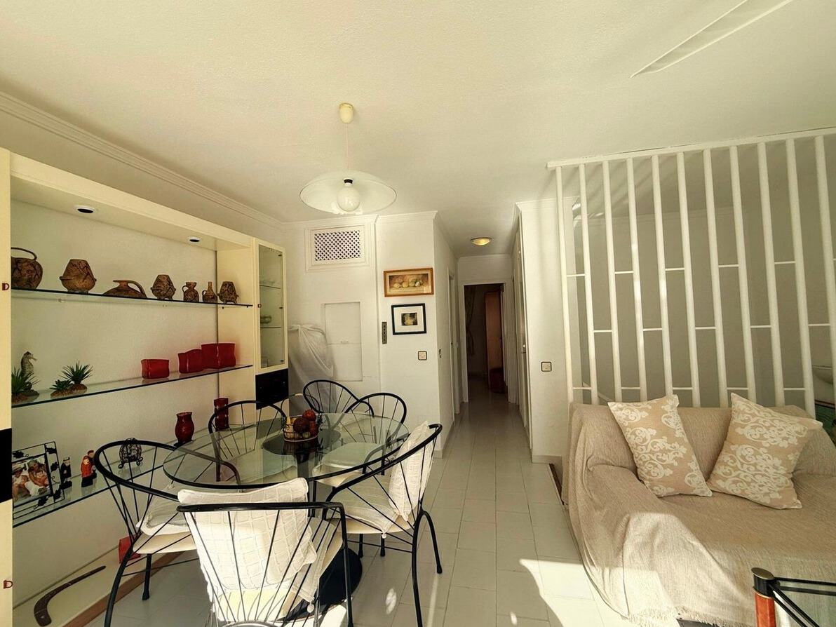 68821275-96a8-4d64-b45a-4eecc77f9eae