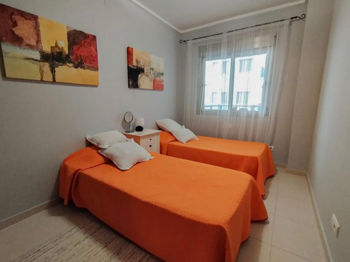 99cdae4d-4833-4b9f-b32e-824ef176fac7