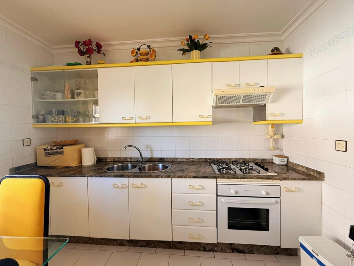 b5ee15bd-829d-48f1-b8c9-a6c91bf25d24