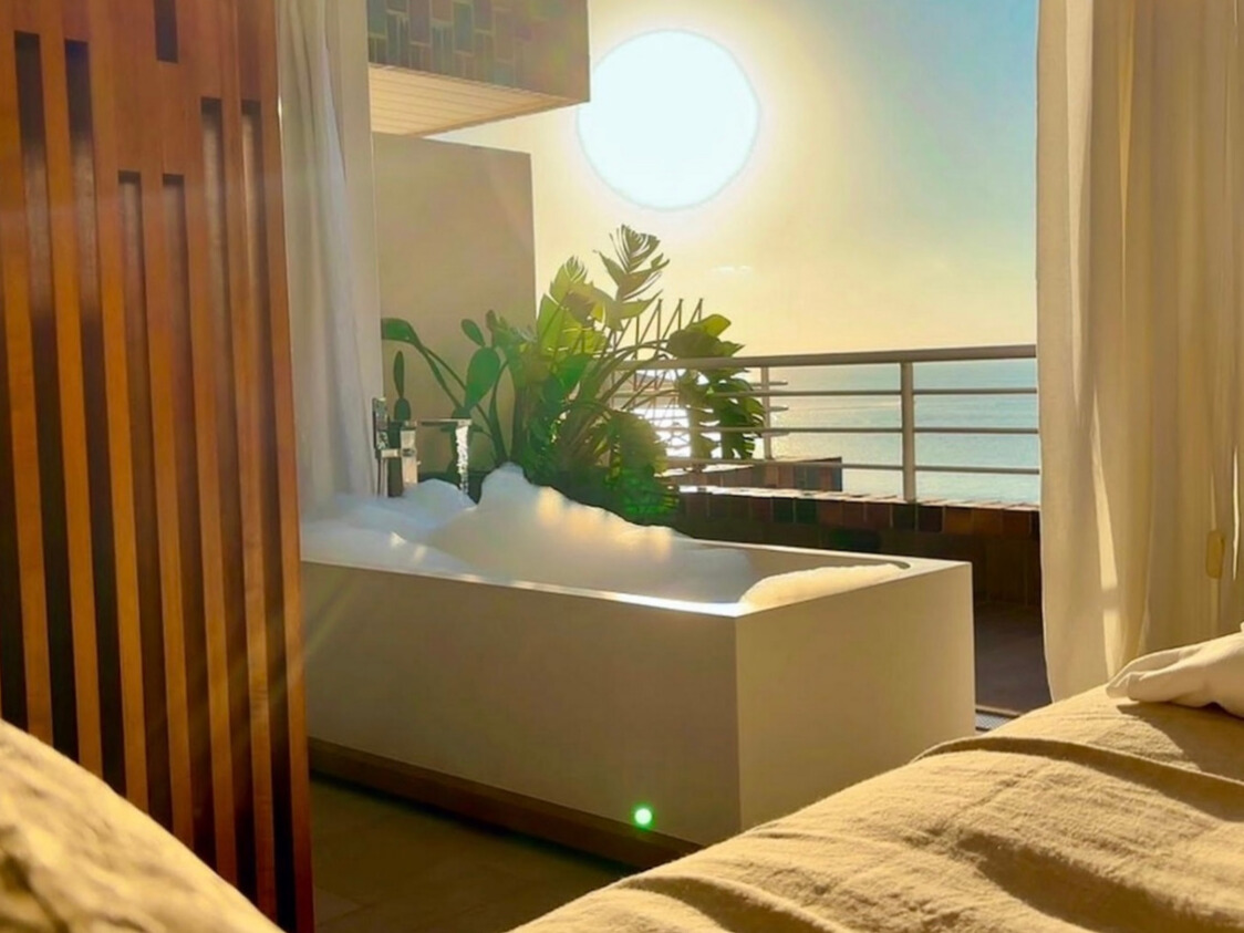 b6f412e0-e7c1-436d-87bd-63424f85e373