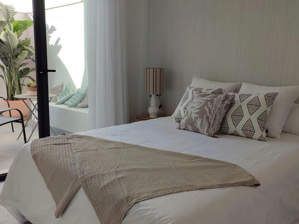 dac1abd6-dac7-4d44-952e-0c49c503cf68