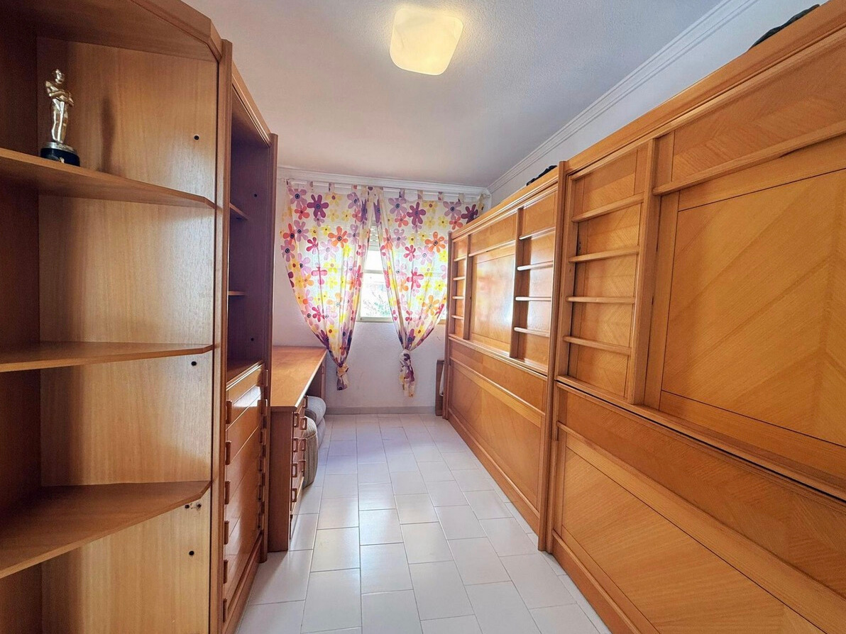 db39b033-f608-465a-b9e3-cab112f2eafd