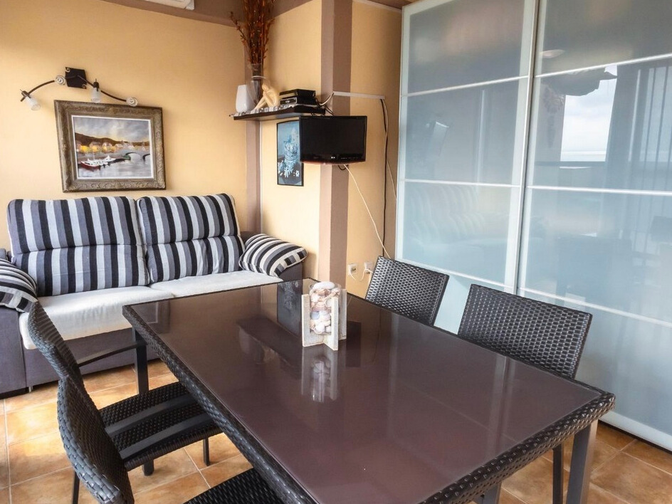 dc6487ae-ce30-4f13-b9fb-ac354e46967a