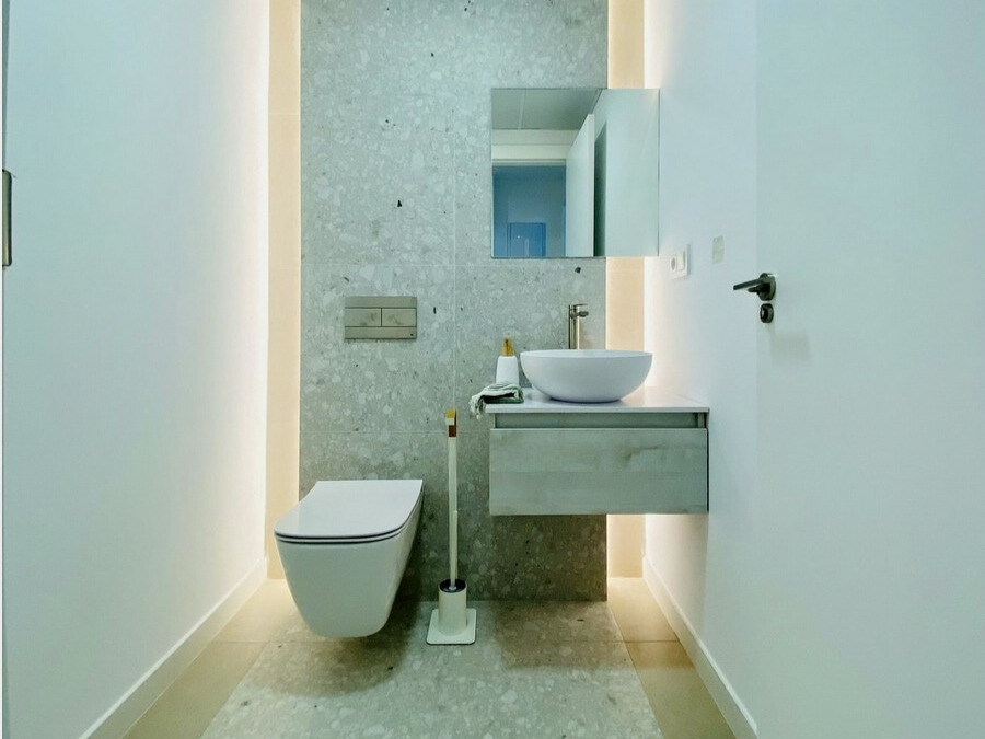 eef6a880-d96b-48a8-ae40-f2f01633286f