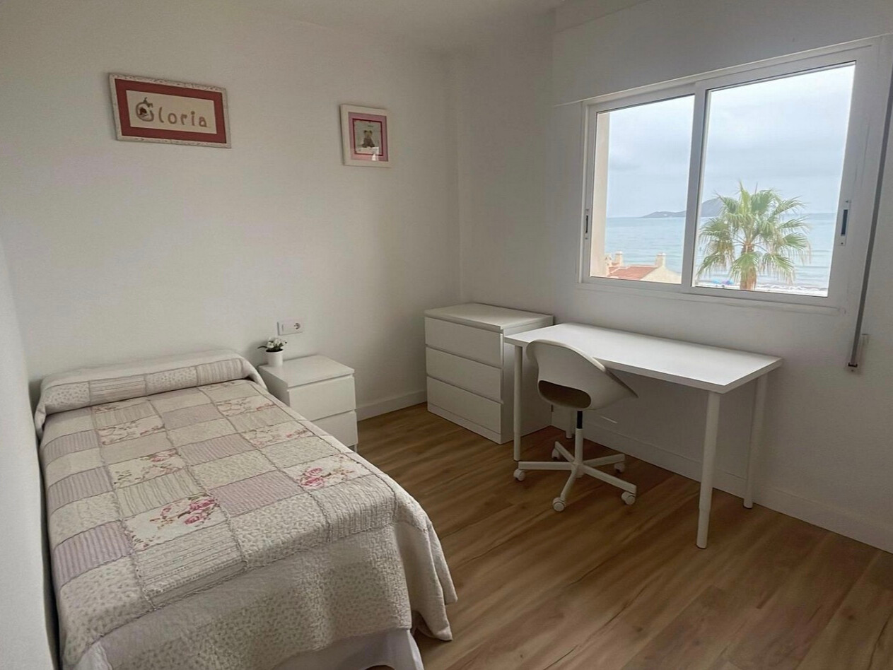 1ca5eac6-f270-474d-b536-0b0c6b248d72