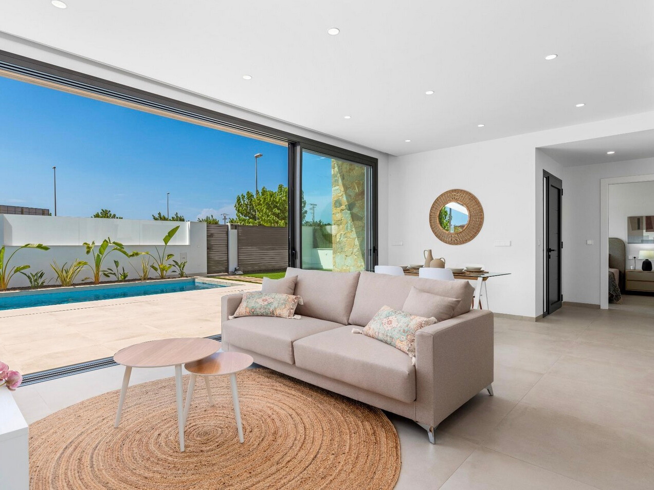 2e57b8a6-d18e-4818-9c55-0f9408ad8d42