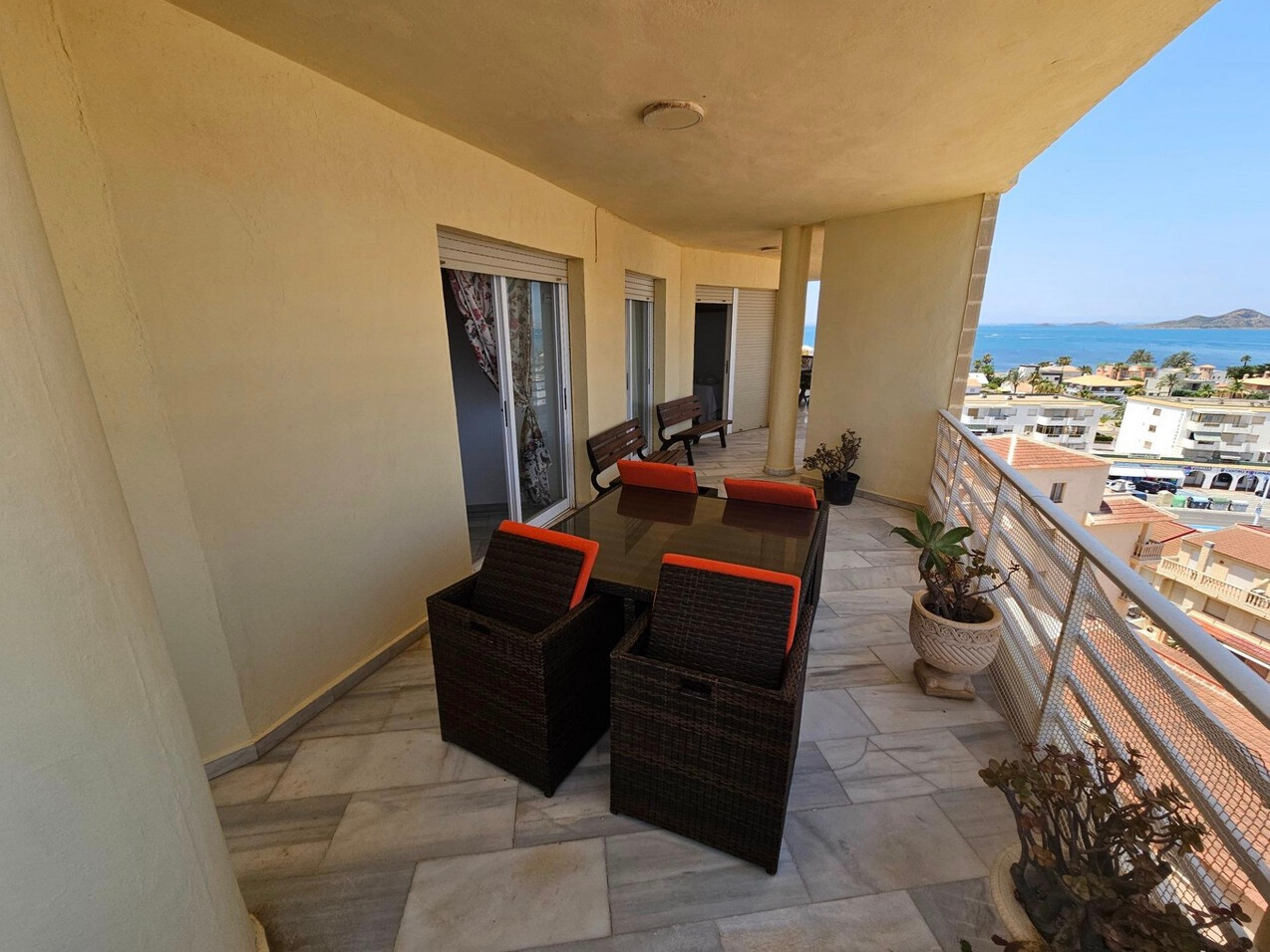 4f05f0e8-f541-428b-a29b-7c7006e16840