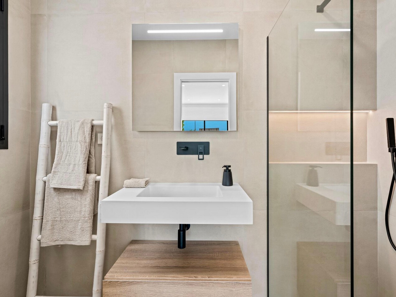 515ad748-26cc-4f43-885a-3607945c58c6