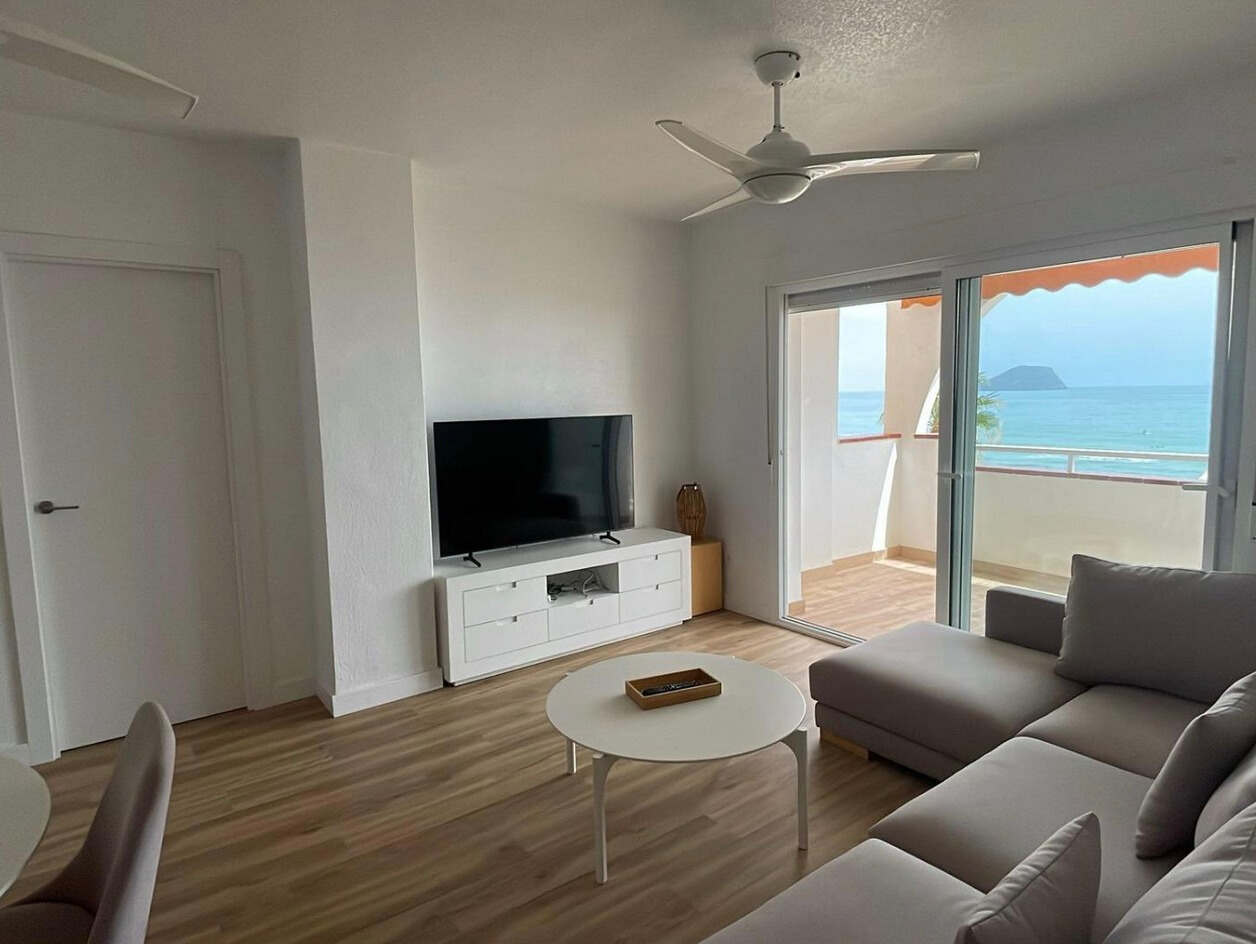 73df6404-21a1-49c4-8037-0b2bdf92fdf0